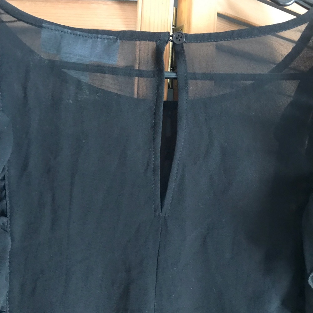 Elegant Black Ruffled Women's Top - Picture 4 of 5